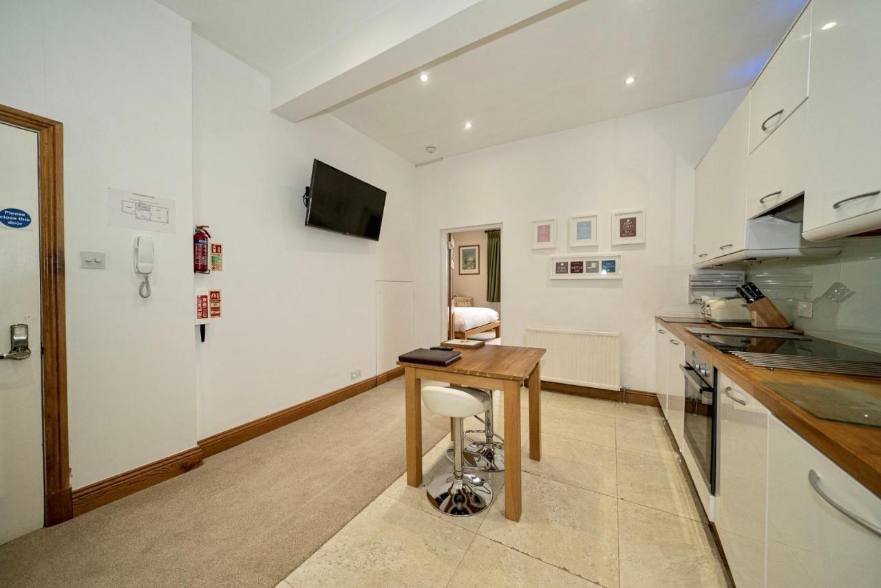 Serviced Apartments Macclesfield Buitenkant foto